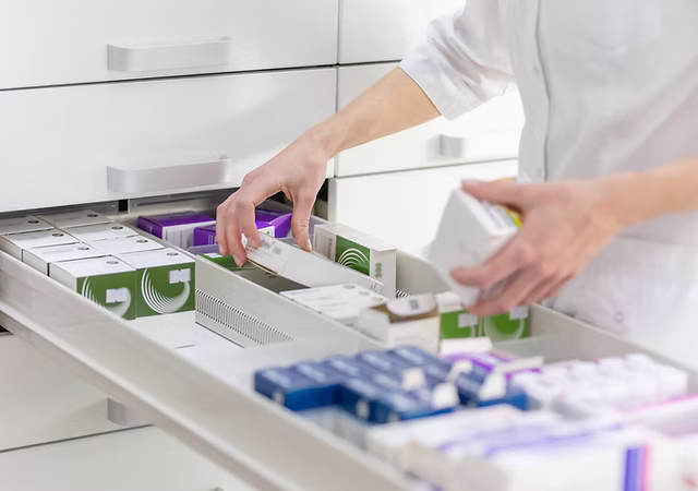 Discharge Medicines Service